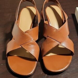 Naturalizer Jan tan leather uppers